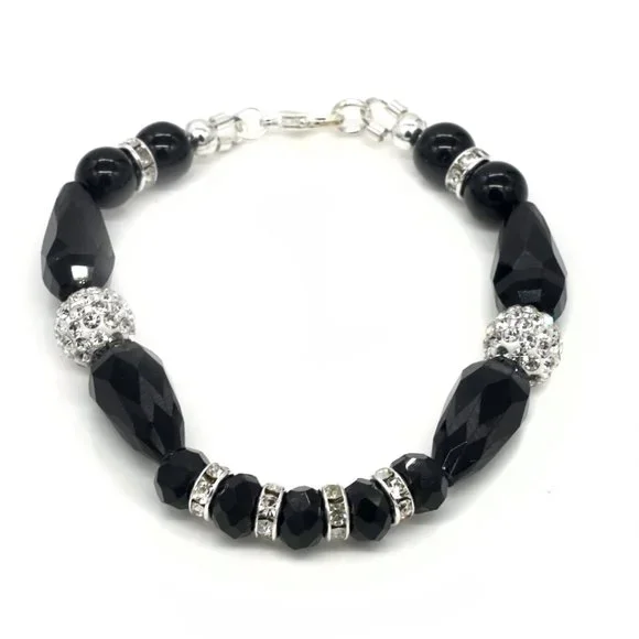 Black bracelets with glass beads and silver lobster clasp. - Picture 2 of 2